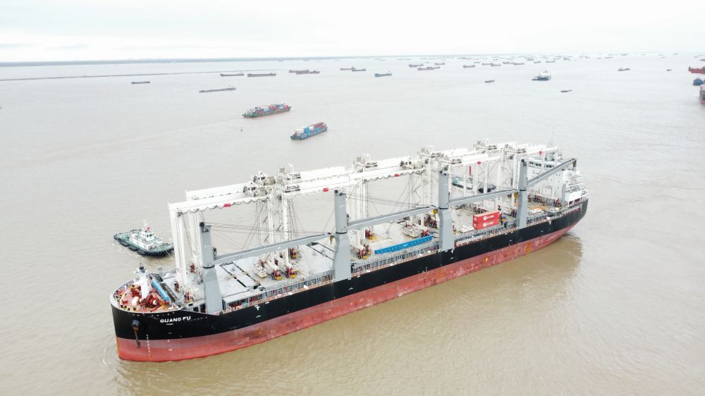 交付在即 | GENMA品牌埃及40臺(tái)全電RTG項(xiàng)目最后一批設(shè)備啟航(圖1)