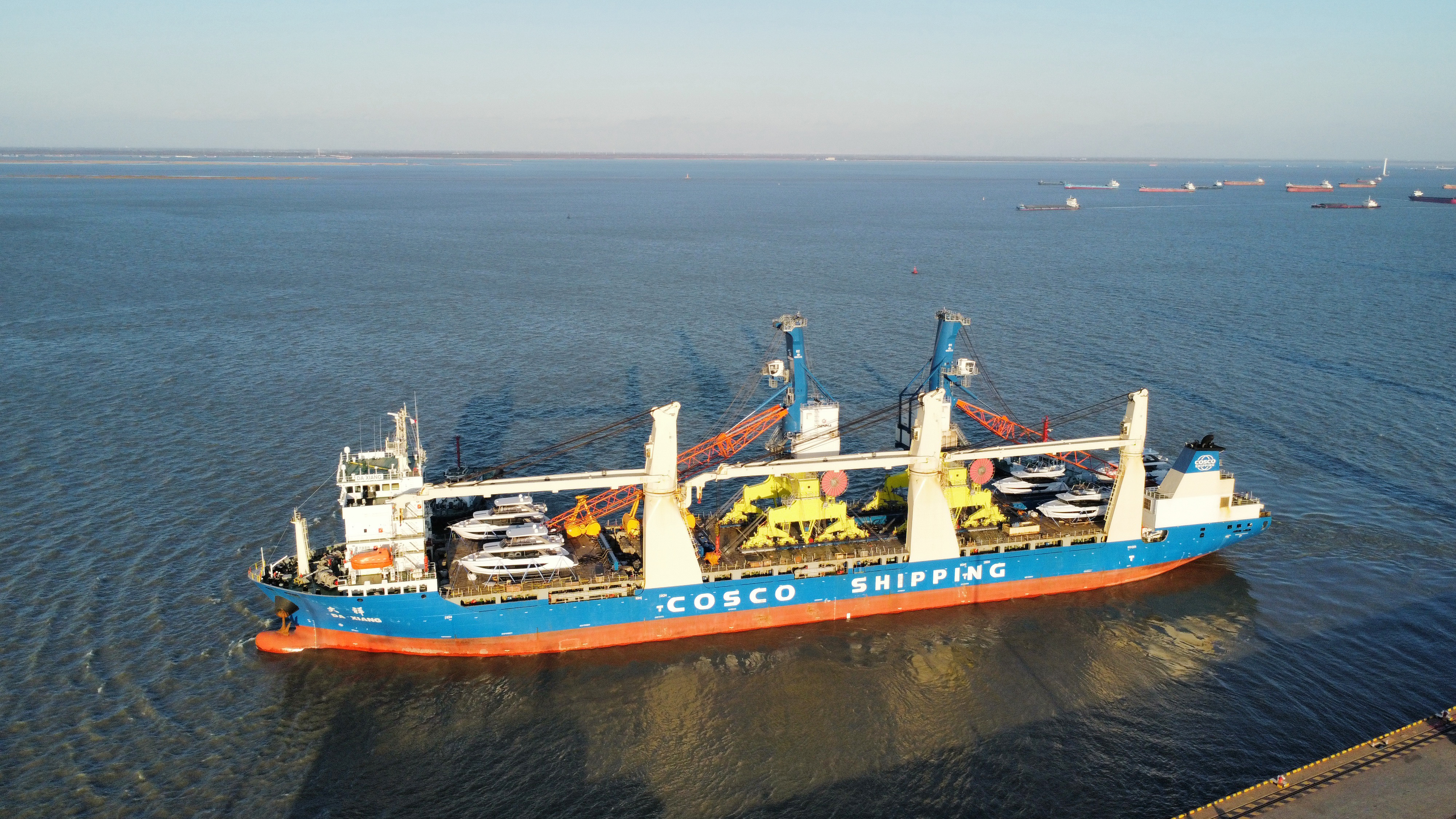 GENMA品牌兩臺移動式港口起重機（MHC）再啟航，直發印度！(圖1)